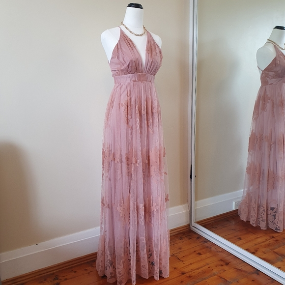 Luxxel Dresses & Skirts - ❗️Host Pick❗️Luxxel Size S Dress